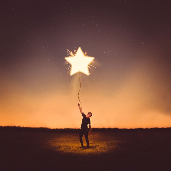 Тянется к звездам