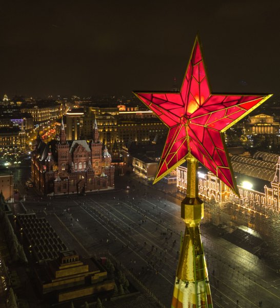 Рубиновые звезды Московского Кремля