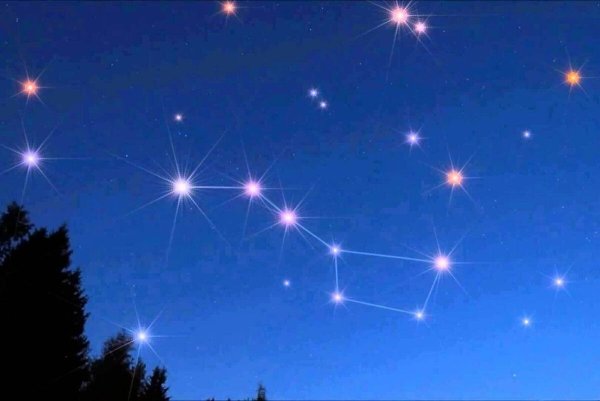 Вега Денеб Альтаир треугольника