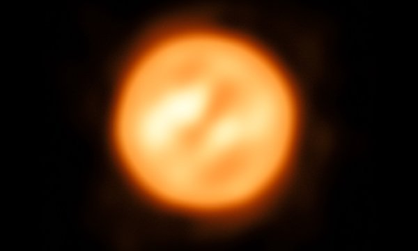 Яркость звезды Антарес