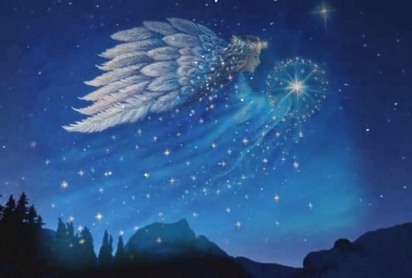 Ангел в ночном небе