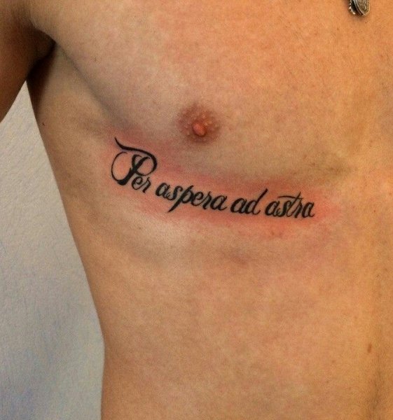 Татуировки надпись per aspera ad astra