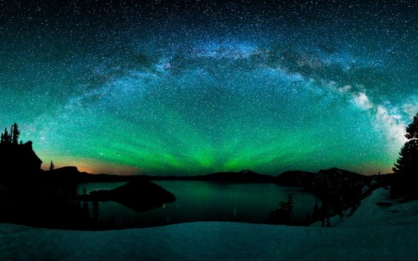Ночь Млечный путь Северное сияние