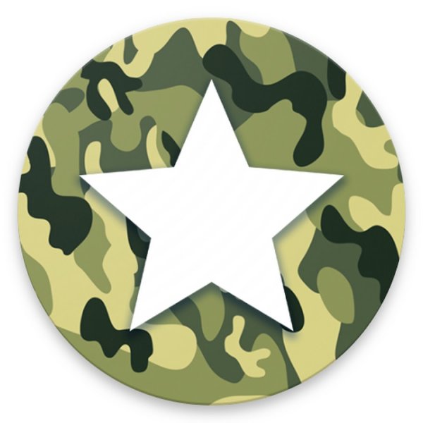 Звезда на фоне камуфляжа