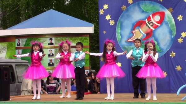 Изображение радости детства