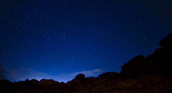 Ночное небо мало звезд