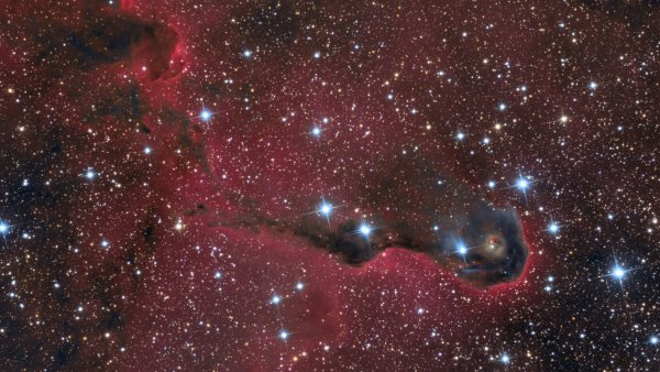 Красная переменная звезда v838 Monocerotis