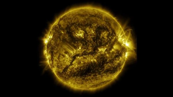 Солнце крутится gif