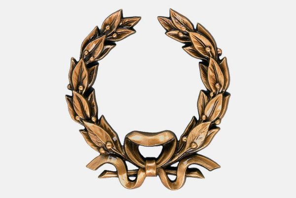 Лавровый венок с лентой
