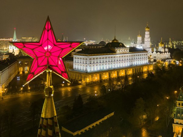 Кремлёвские звёзды Московский Кремль