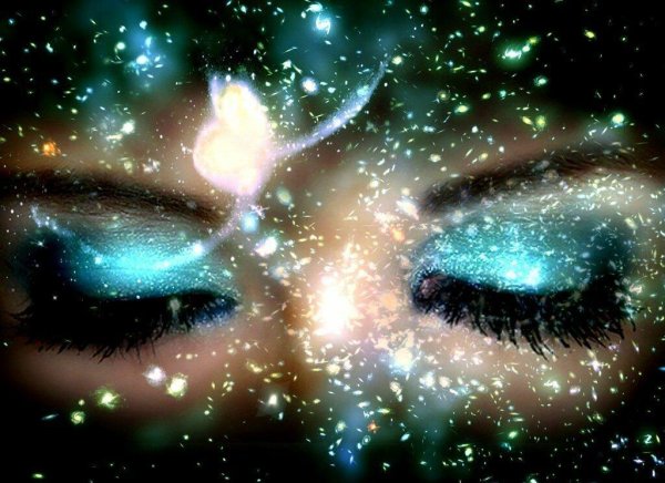 Неоновые линзы для глаз