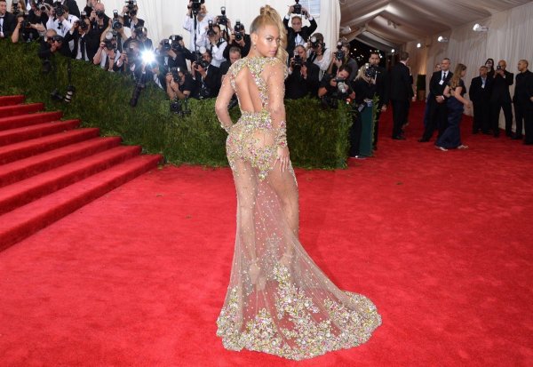 Met Gala 2015 Бейонсе