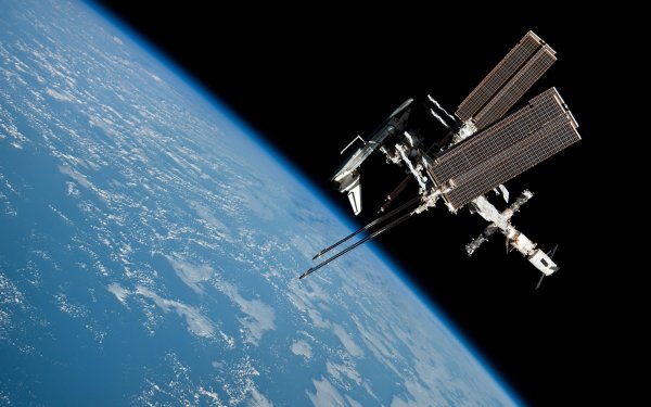 Спейс шаттл и МКС