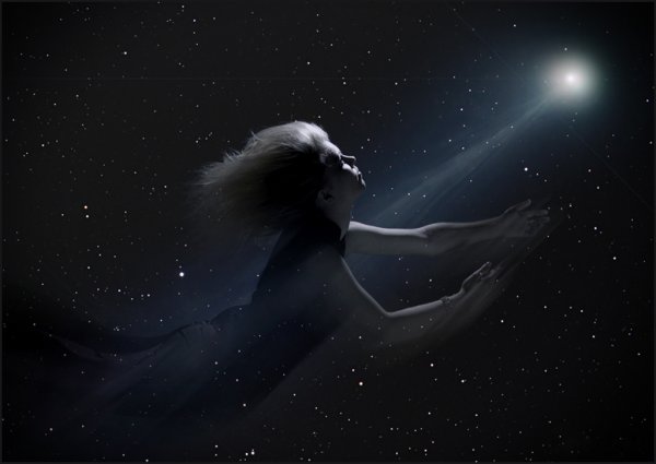 Девочка в полете