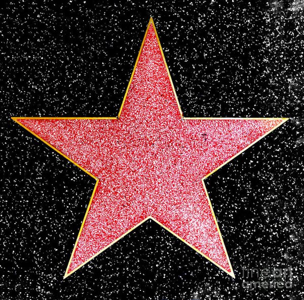 Звезда с округлыми краями