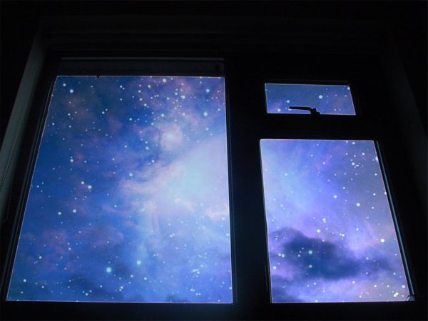 Звездное небо из окна