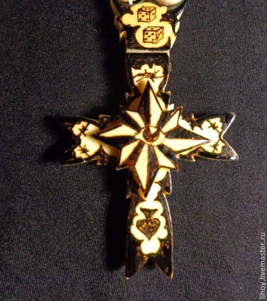 Крест с воровской звездой