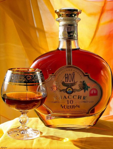 Коньяк российский этикетка