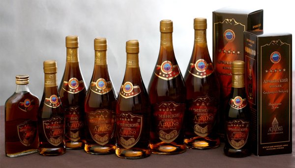 Коньяк Арарат вся линейка