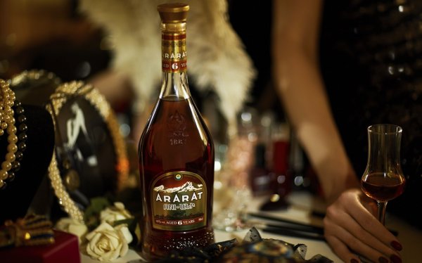 Красивый коньяк