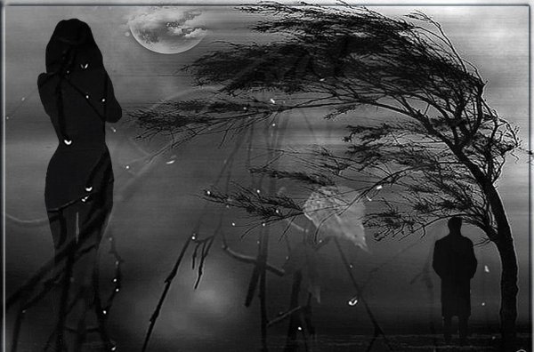 Красивая девушка молится