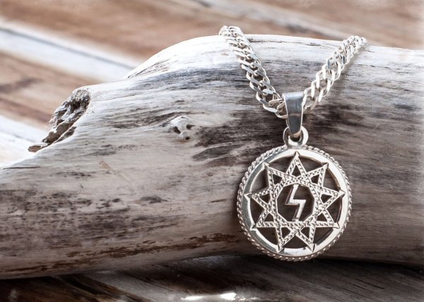 Амулет "звезда Инглии"