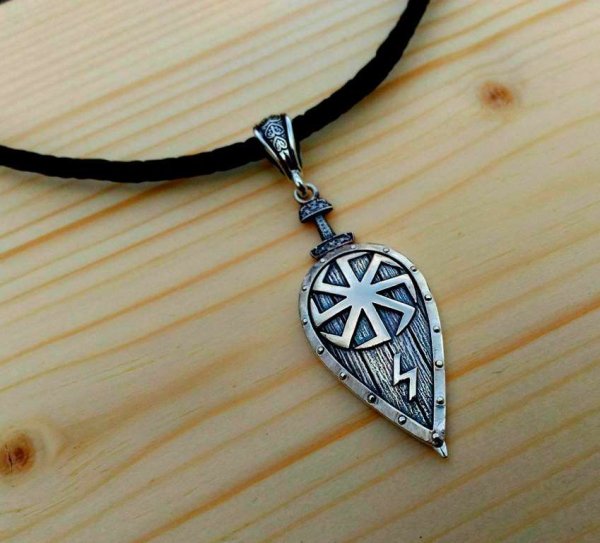 Славянский оберег щит Перуна