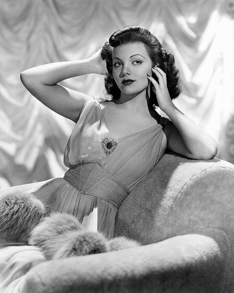 Звезды Голливуда в шляпках 1930-1940 годах