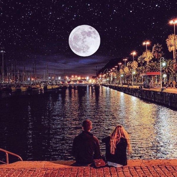 Парень тянется к звездам