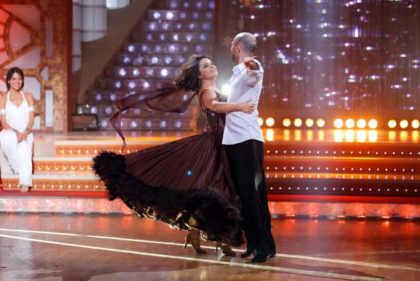 Танцы со звездами телепередача