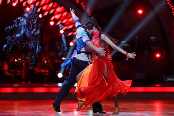 Кристина Асмус танцы со звездами