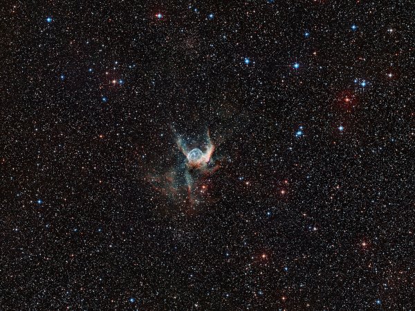 «Шлем тора» (NGC 2359)