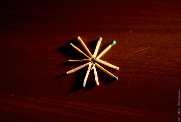 Пятиконечная звезда из спичек