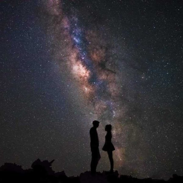 Влюбленные под звездами