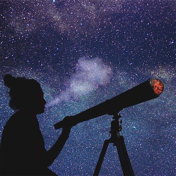 Человек с телескопом