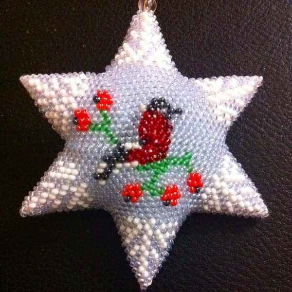Звезда из бисера новый год