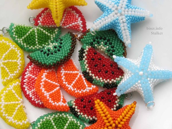 Фрукты из бисера дольки