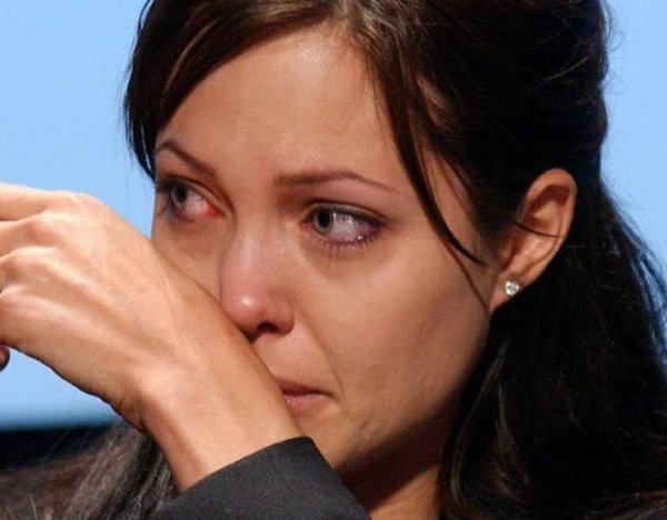 Анджелина Джоли иллюминат