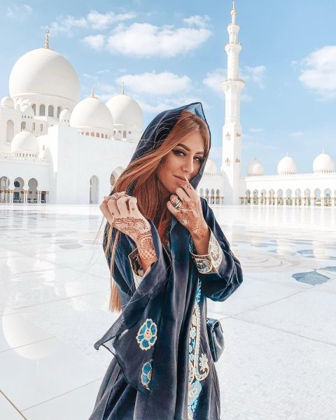 Девушки ОАЭ