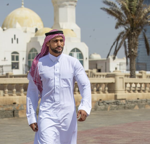 Мужская одежда Катар ОАЭ Саудовская Аравия