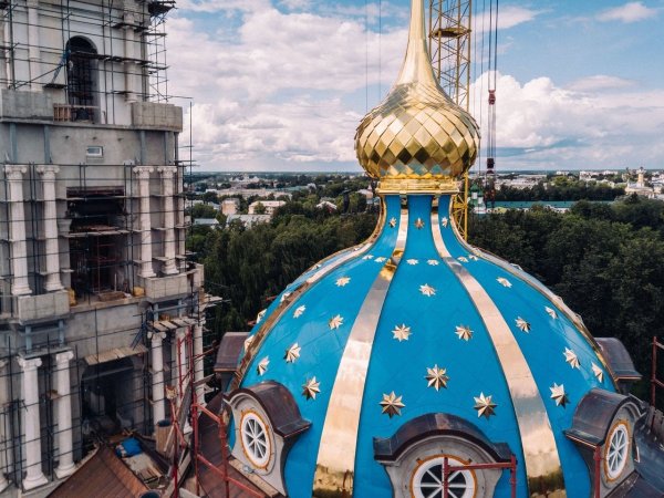 Купола Богоявленского собора Кострома