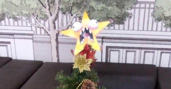 Орущая звезда на ёлке