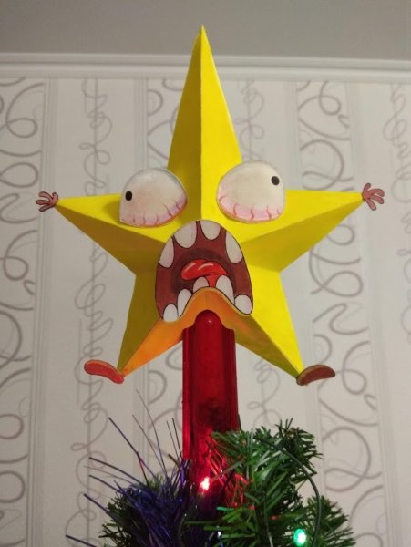 Орущая звезда на ёлке