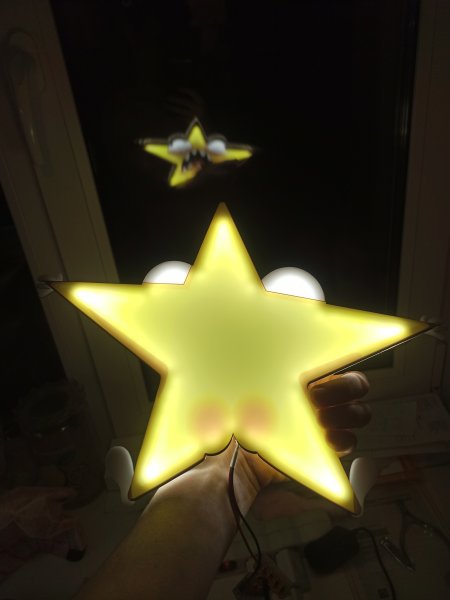 Дарт Вейдер наряжает елку