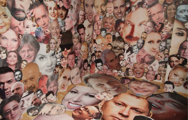 Много галактик