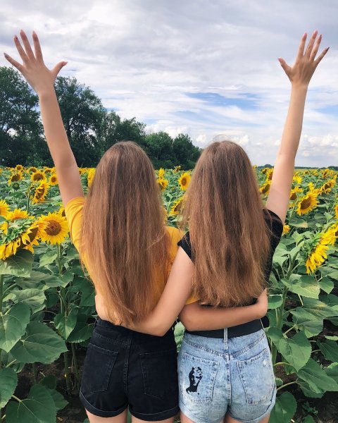 Фотосессия с подругой летом