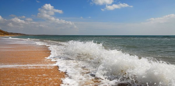 Песчаное Крым море