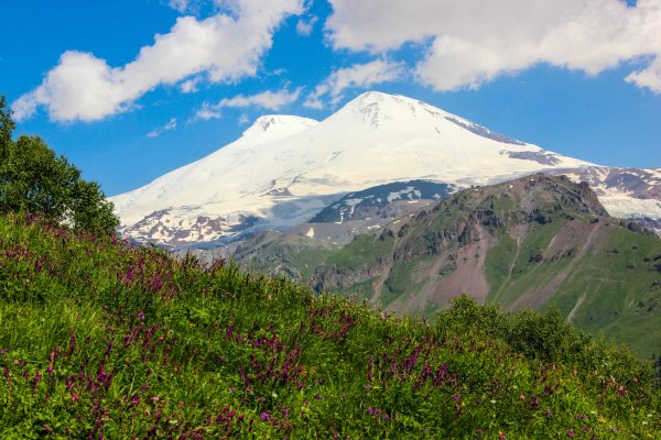 Гора Эльбрус (Кабардино-Балкария, Карачаево-Черкесия)