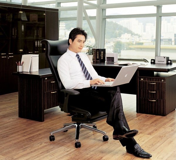 Заставка на рабочий стол офис