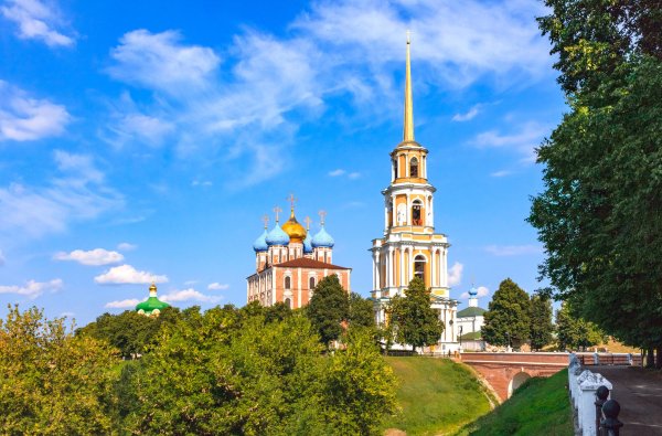 Рязанский Кремль Соборная площадь